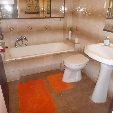 Oleander House דירה שיופוק