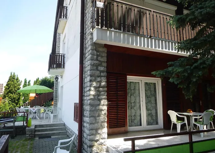 Oleander House דירה שיופוק